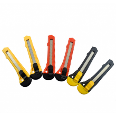 Specializing In Manufacturing 18mm Wide Blade Sk4 Material Economical Plastic Utility Knife